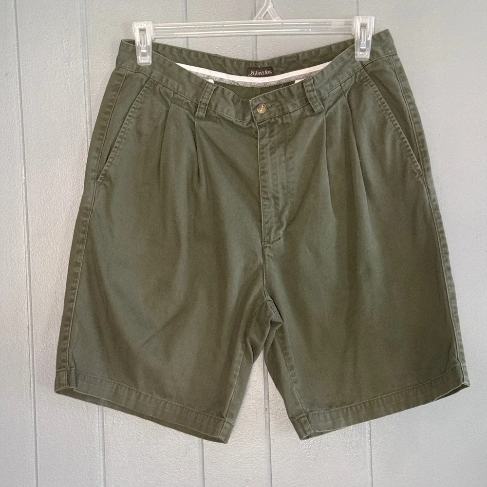 St Johns Bay Mens 34 Double Pleated Chino Shorts Olive Green Cotton Twill Casual